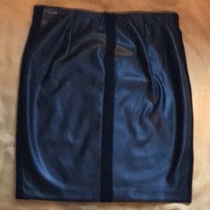DKNY, BLACK Faux LEATHER Mini-Skirt, Sz XS, NWT